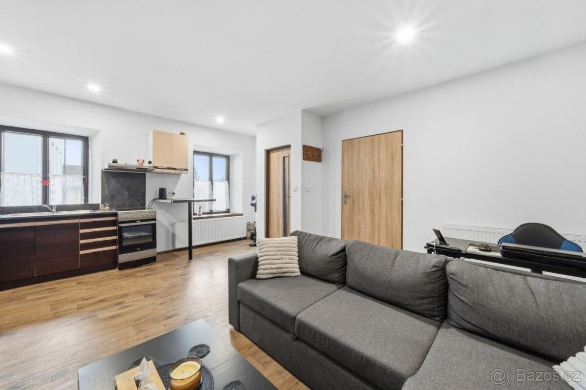 Pronájem byt - Jaroměř, 551 01