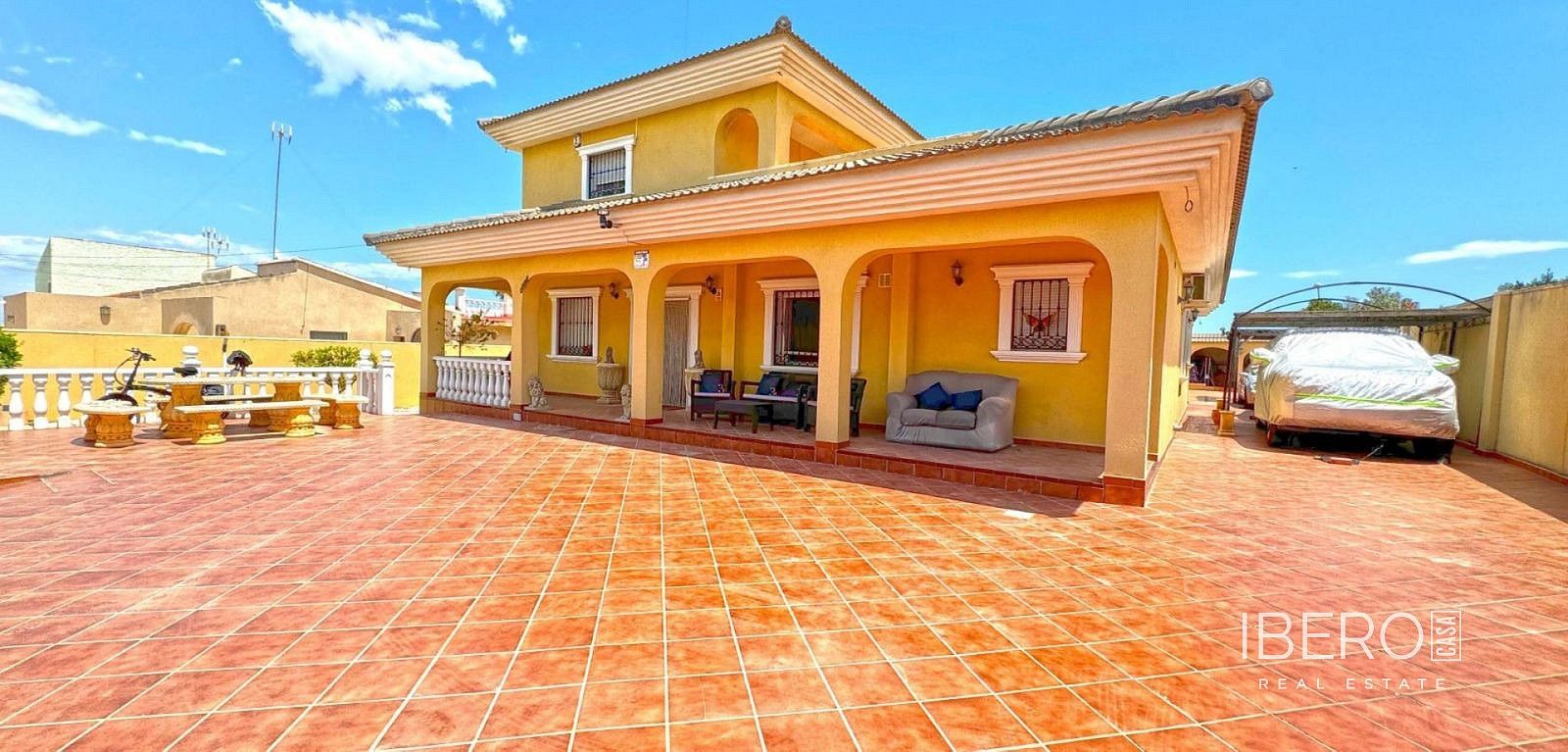 Prodej rodinný dům - Torrevieja, ES, 340 m² - 2