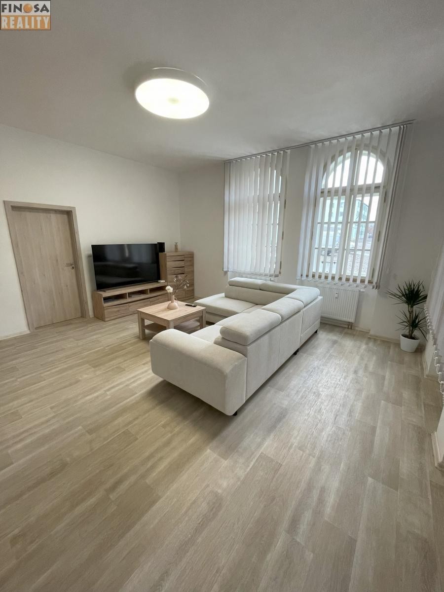 Byt 3+1 · 89 m² · Nerudovo náměstí, Žatec - 4