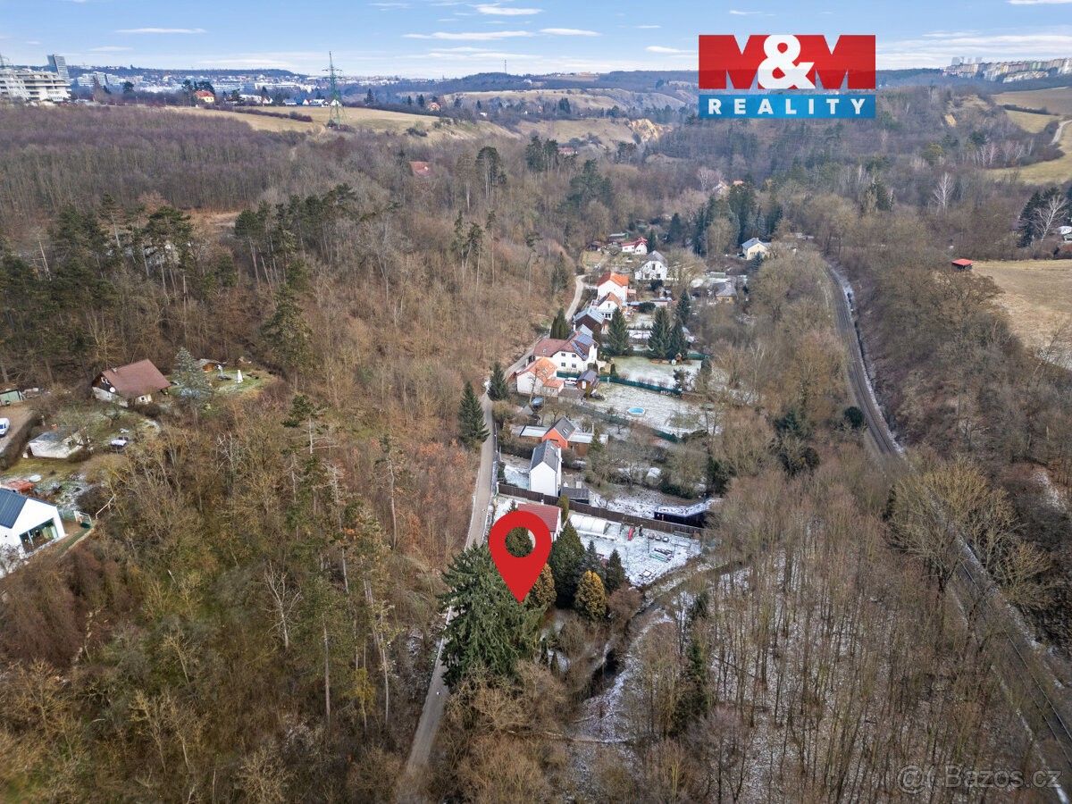 Zahrady, Praha, 154 00