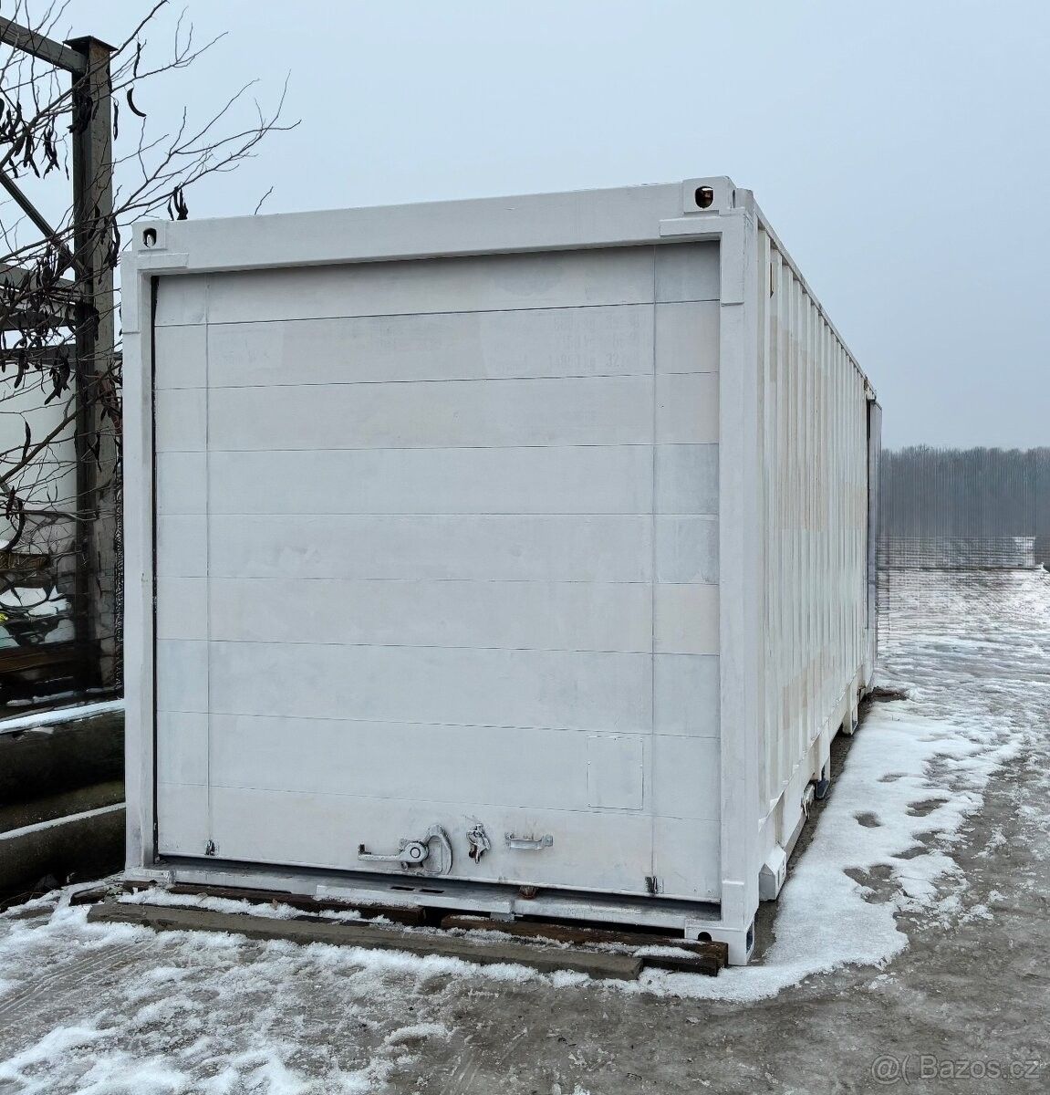 Pronájem garáž - Nedakonice, 687 38