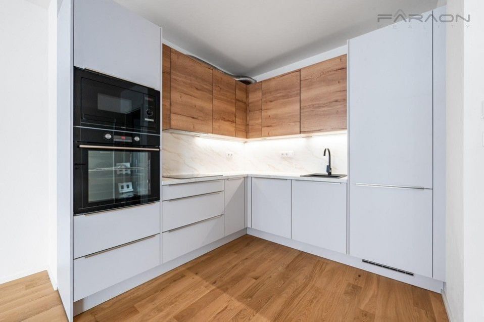 2+kk, Bělohorská, Praha, 111 m² - 2