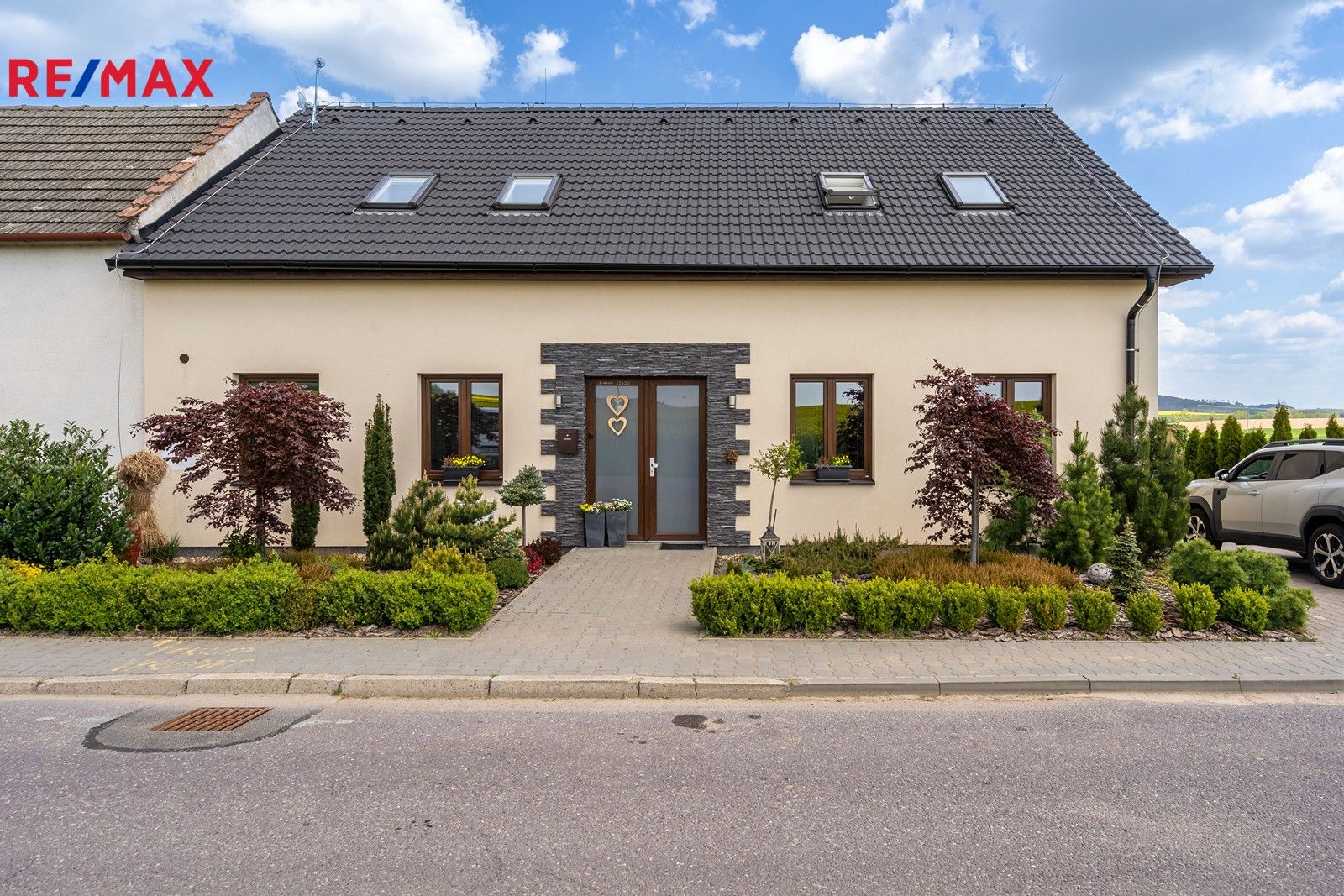 Prodej rodinný dům - Oponešice, 280 m²