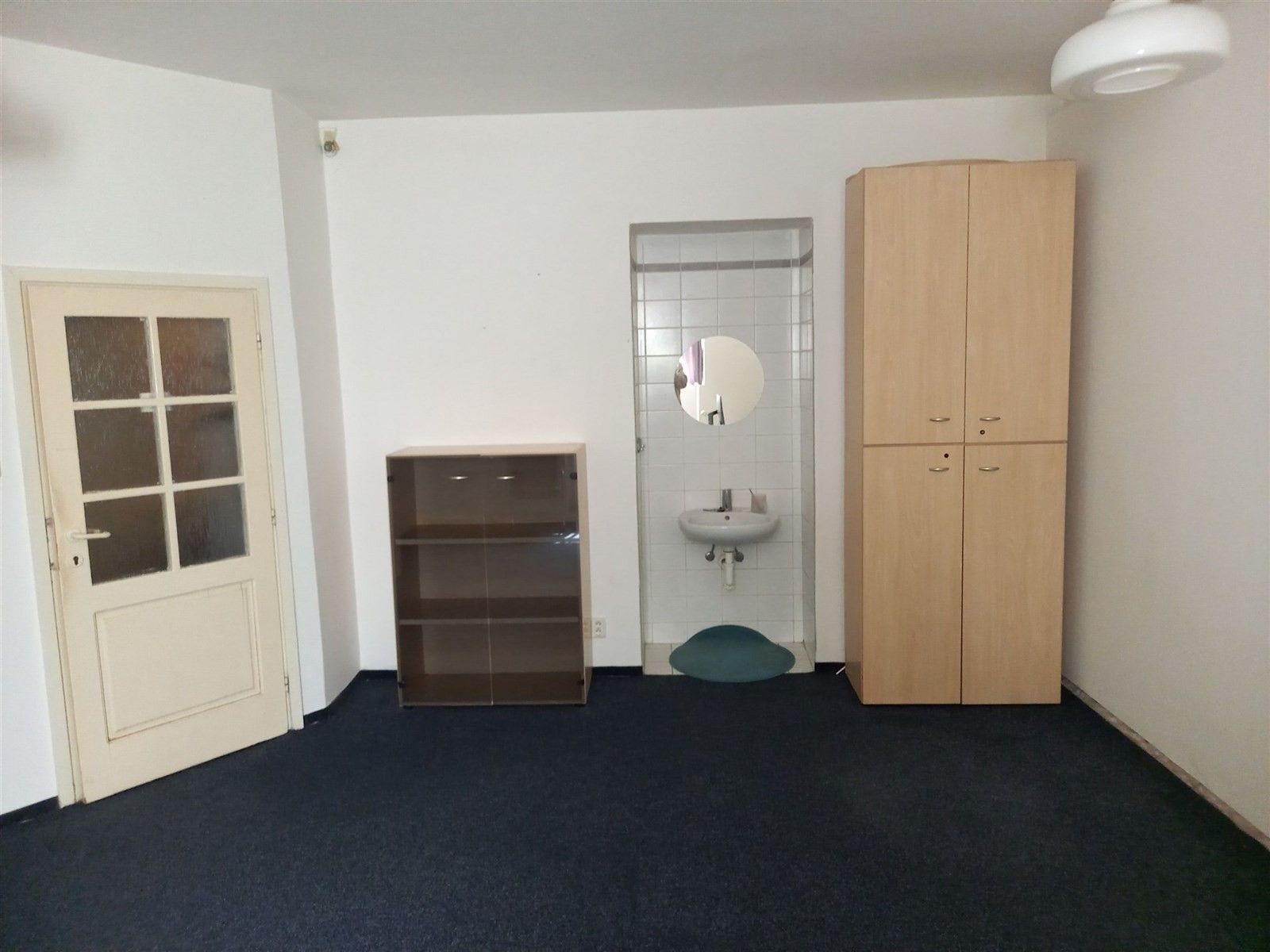 Kancelář · 28 m² · Dobrovského  , Praha Holešovice - 3