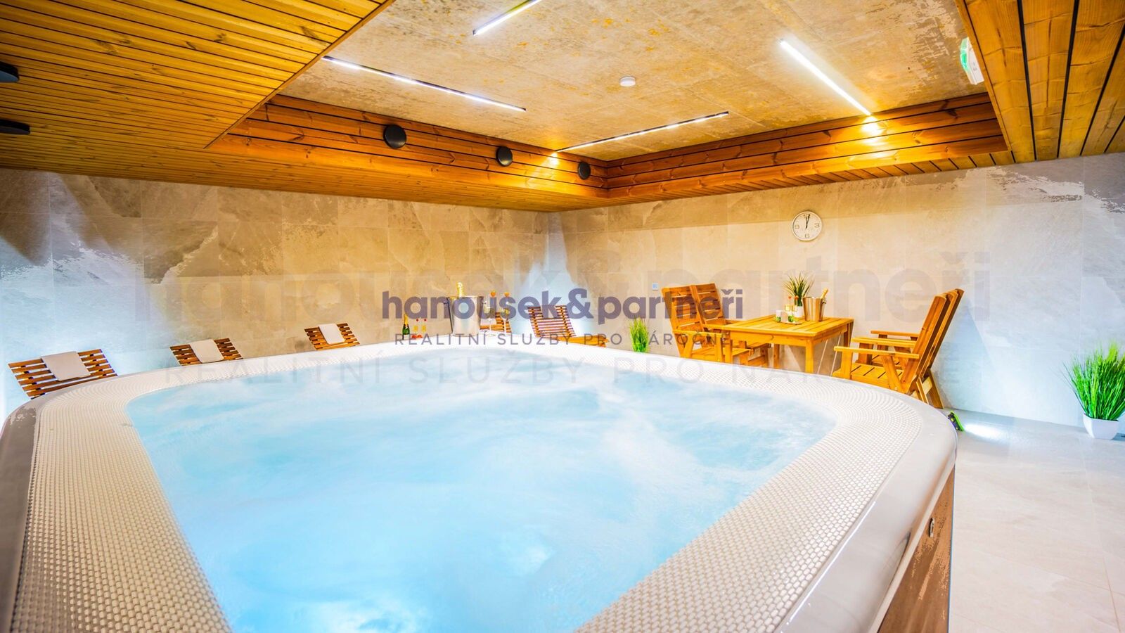 Prodej byt 1+kk - Horská, Vrchlabí, 46 m²