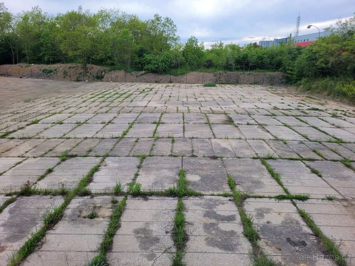 Pronájem pozemek pro bydlení - Praha, 143 00