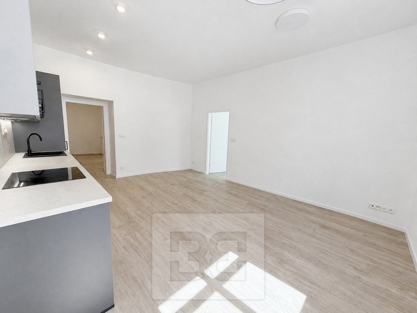 Prodej byt 3+kk - Ke Koulce 1704, Praha Smíchov, 79 m² - 5