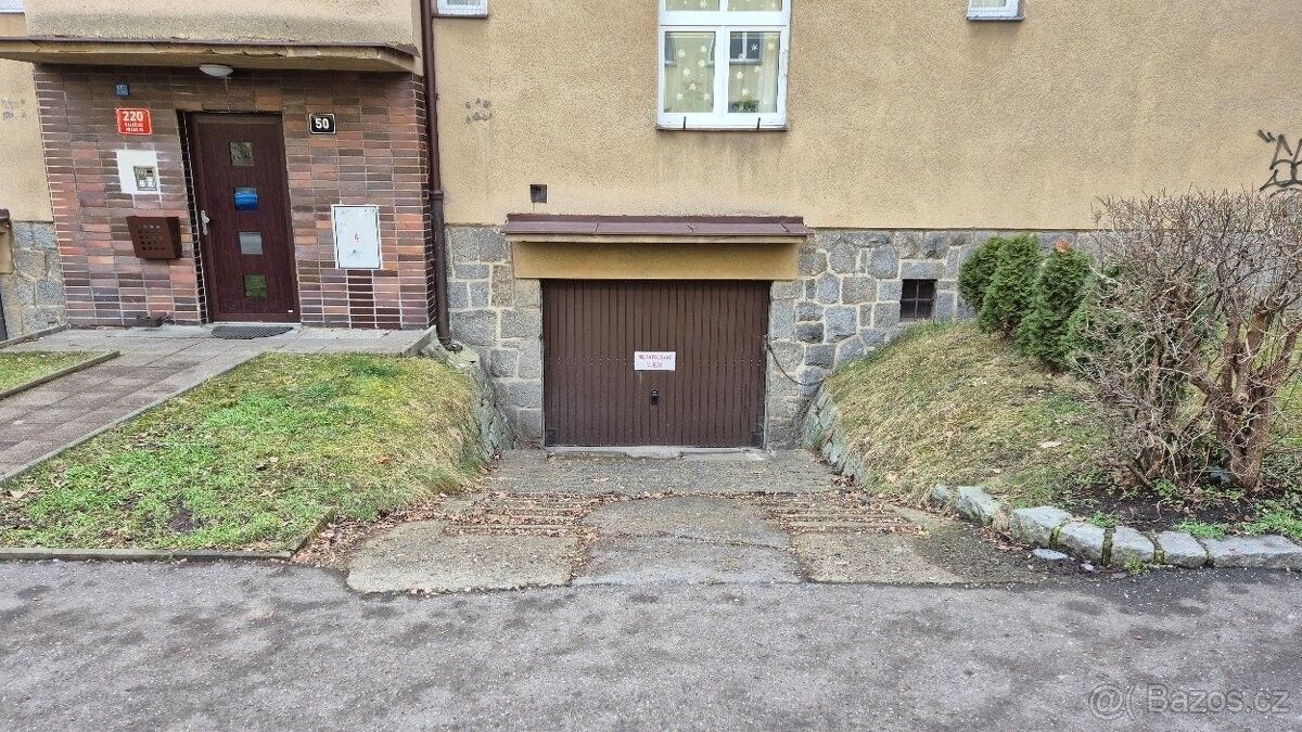 Prodej garáž - Praha, 108 00