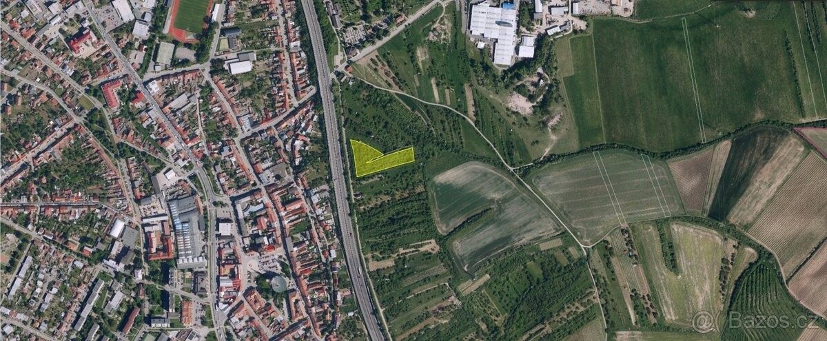 Zahrady, Hustopeče u Brna, 693 01