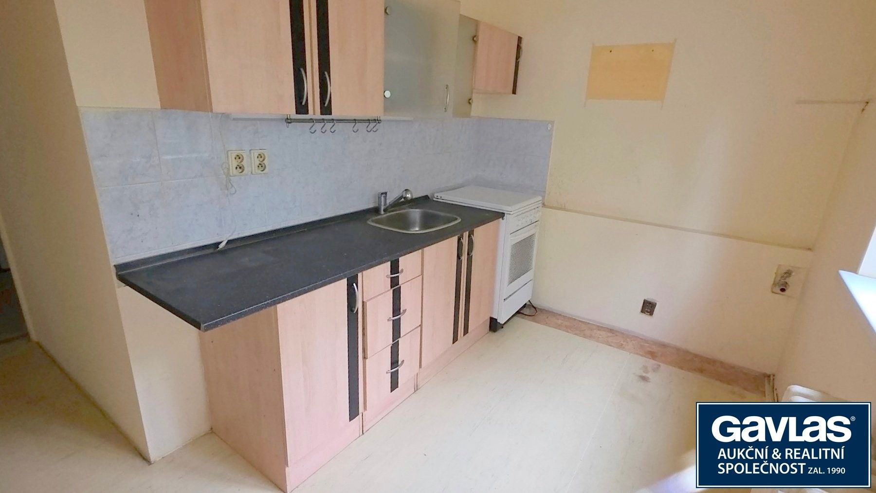 Prodej byt 3+1 - K lučinám, Praha, 71 m²