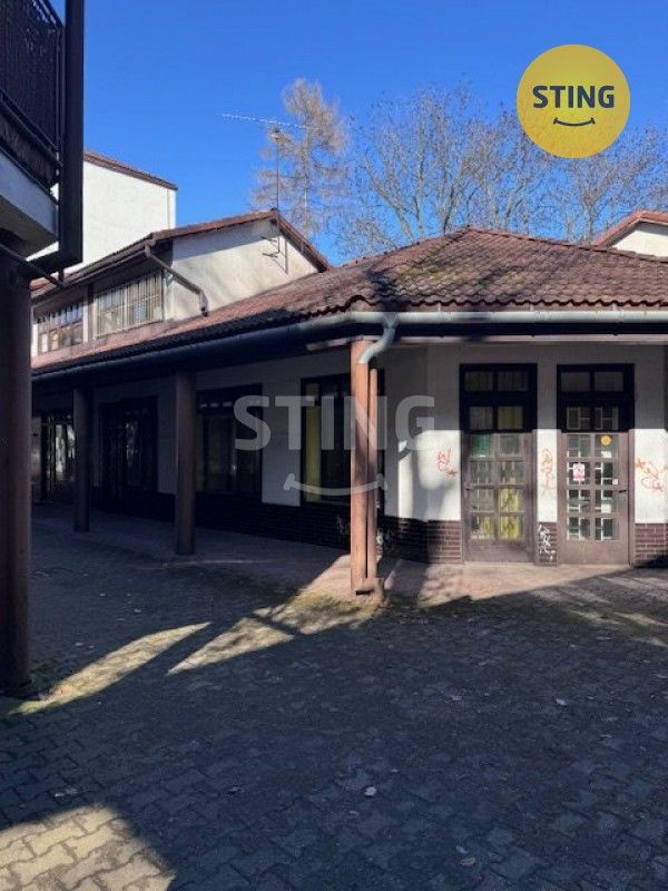 Pronájem obchodní prostory - Český Těšín, 737 01