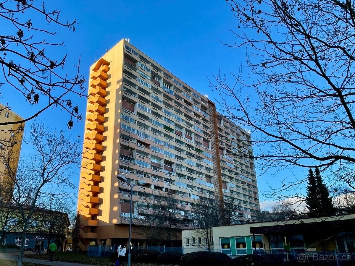 Byty, Chomutov, 430 04