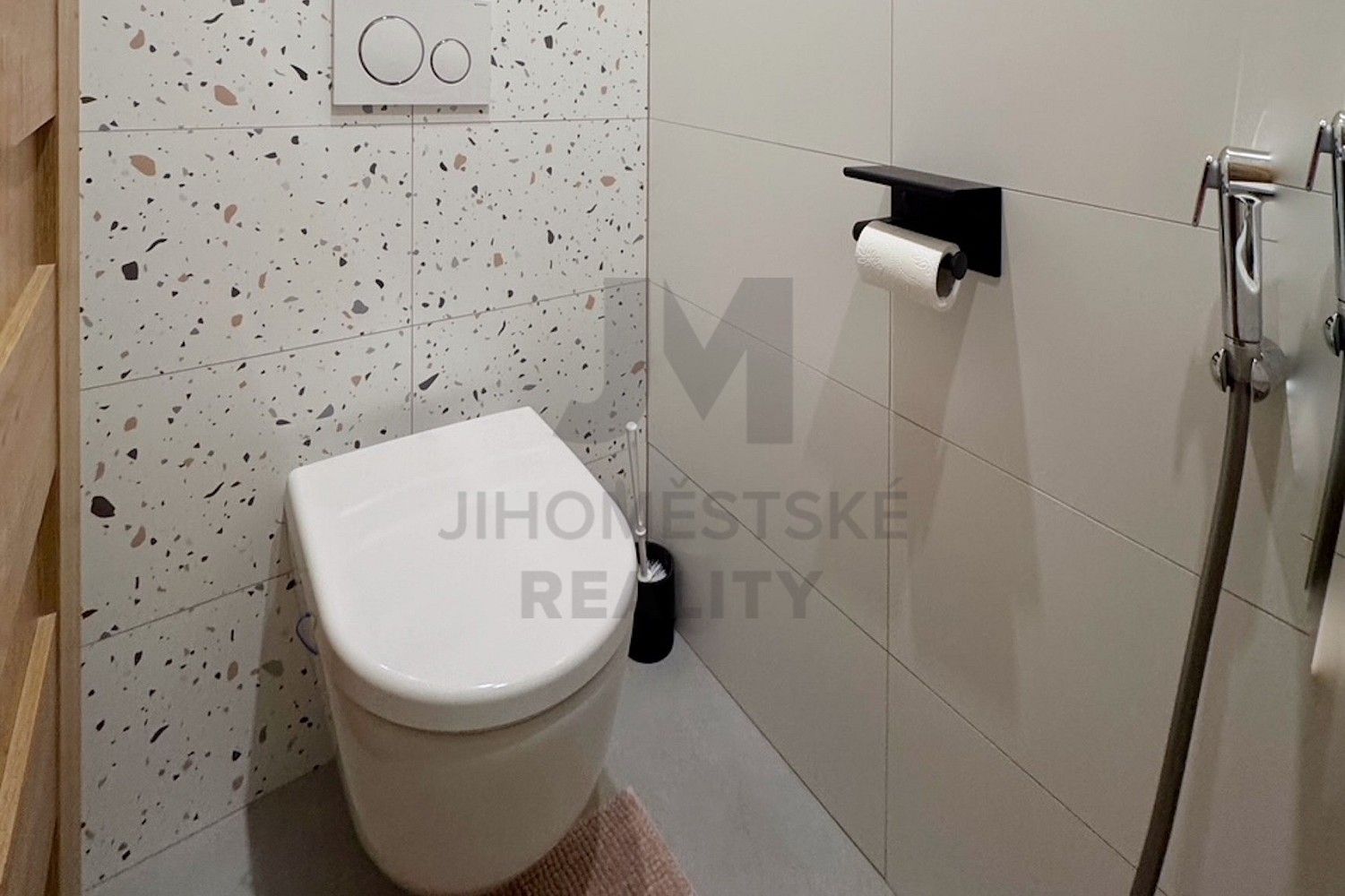 Byt 2+kk · 50 m² · Praha - Chodov, okres Praha 11, Hlavní město Praha - 4
