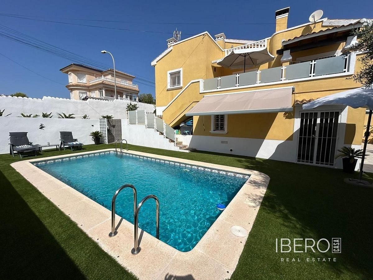 Rodinný dům · 154 m² · San Miguel de Salinas, ES - 4