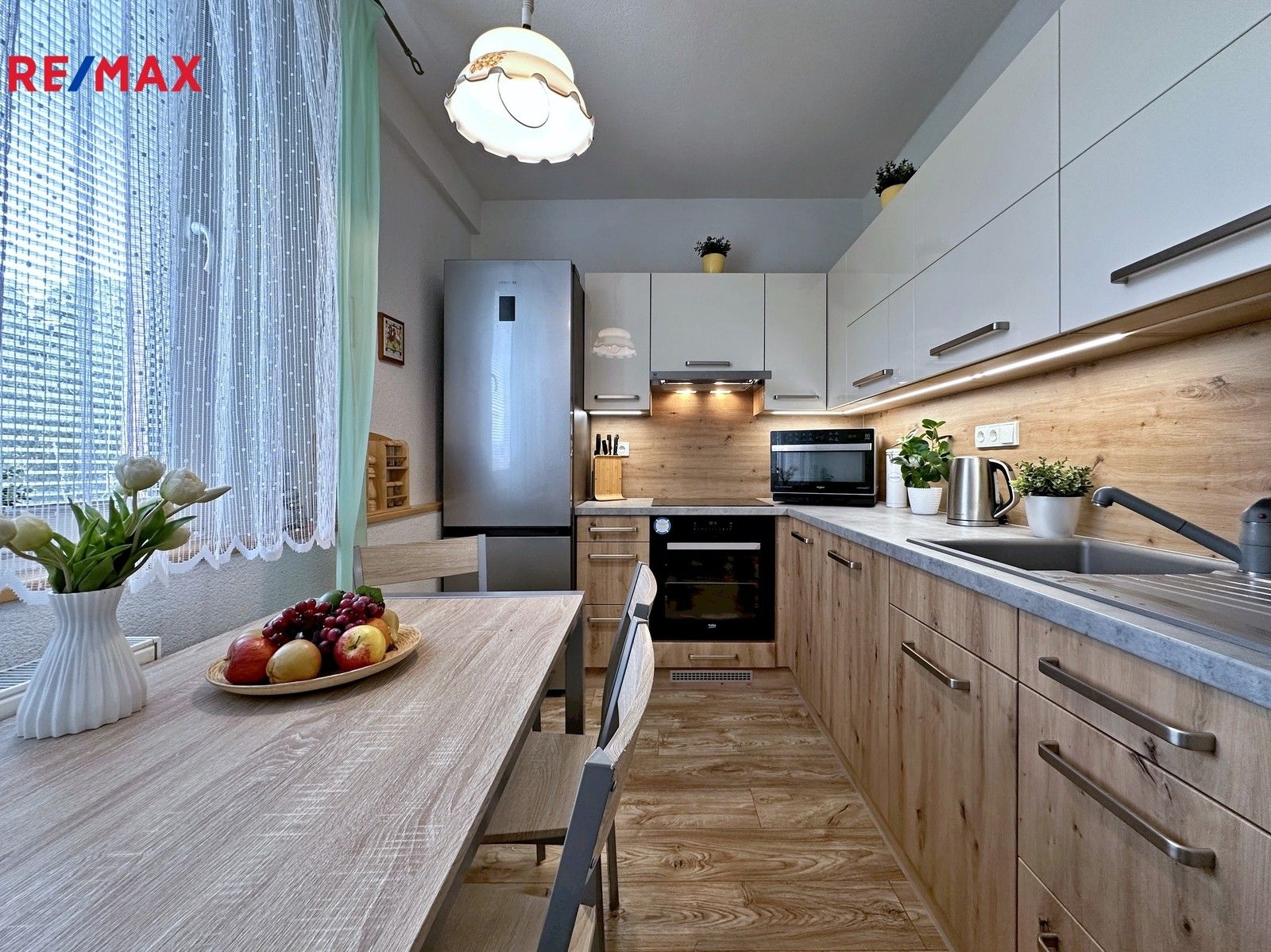 3+1, Sídliště Míru, Horní Planá, 71 m²