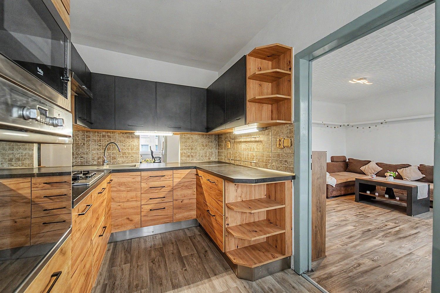 Prodej byt 4+1 - Čechova, Ústí nad Labem - Krásné Březno, 81 m² - 2