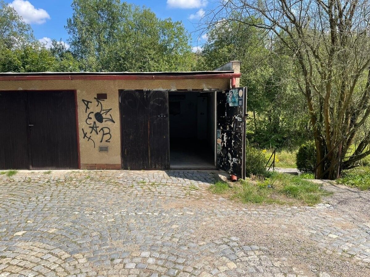 Garáž · Jihlava, 586 01 - 3
