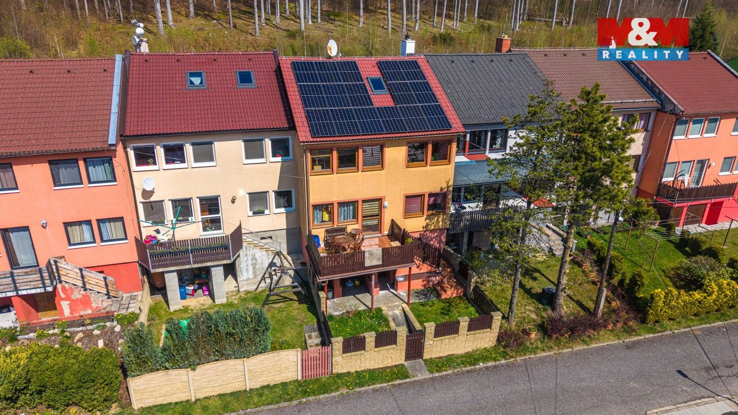 Rodinné domy, Na výsluní, Nové Město pod Smrkem, 150 m² - 1