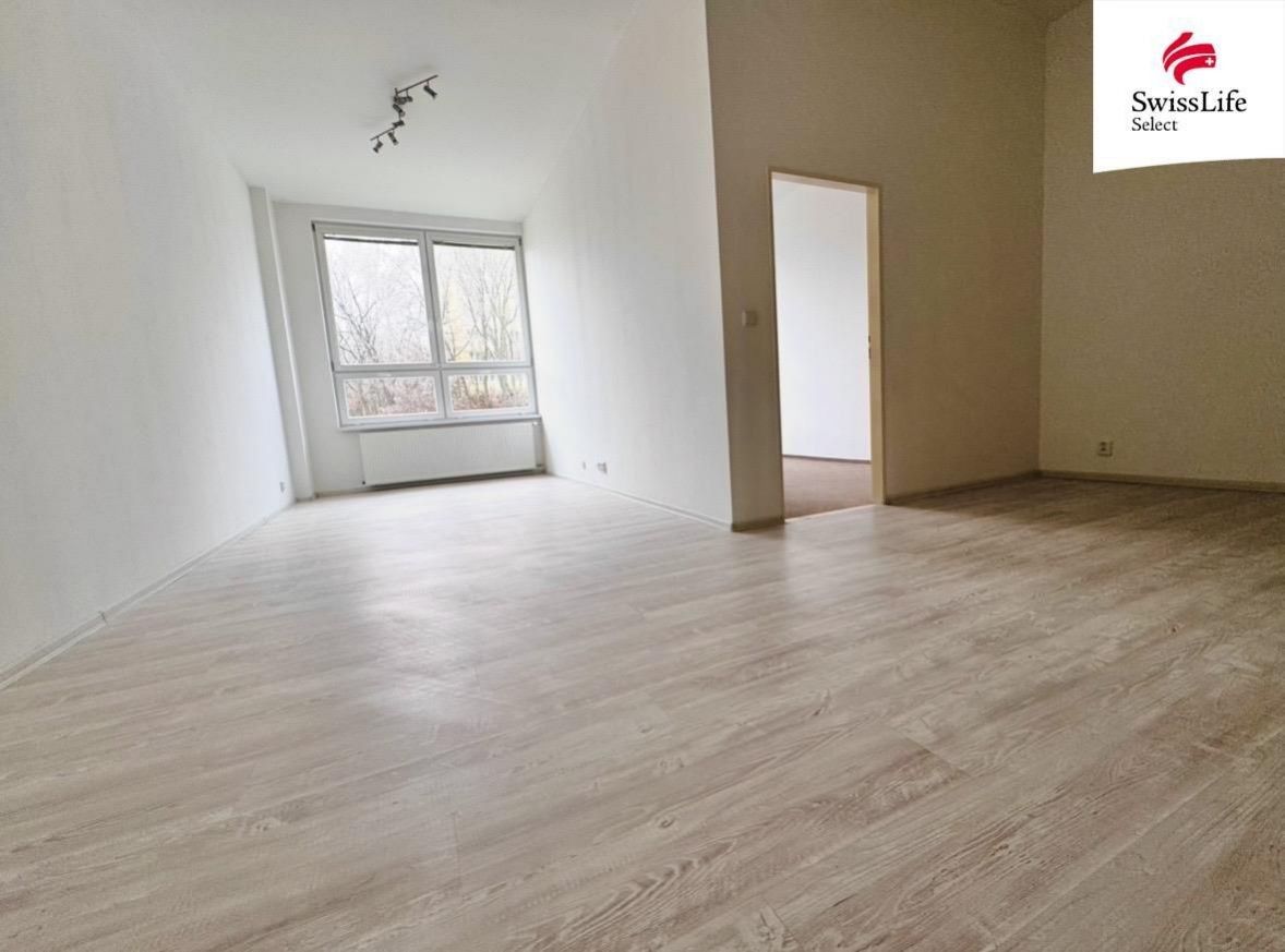 2+kk, nám. 8. května, Meziboří, 54 m²