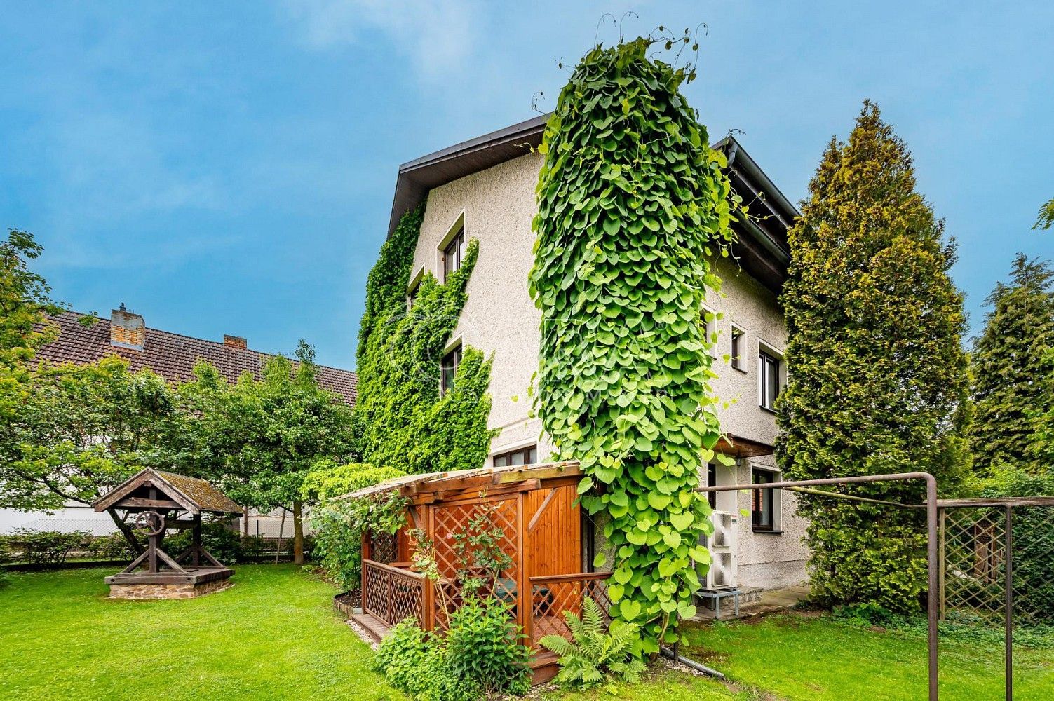 Rodinný dům, 250 m²