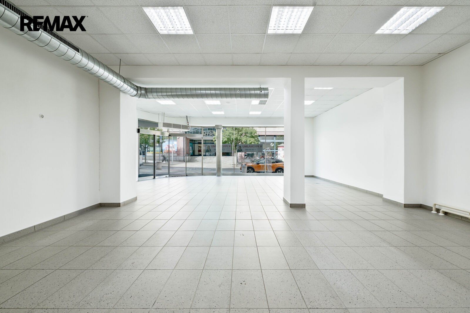 Obchodní prostory · 564 m² · 9. května 619, Tábor - 3