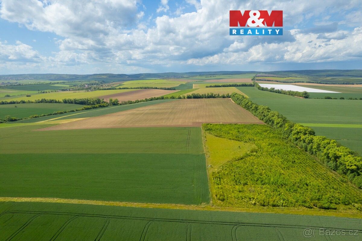 Pozemky pro bydlení, Loděnice u Moravského Krumlova, 671 75