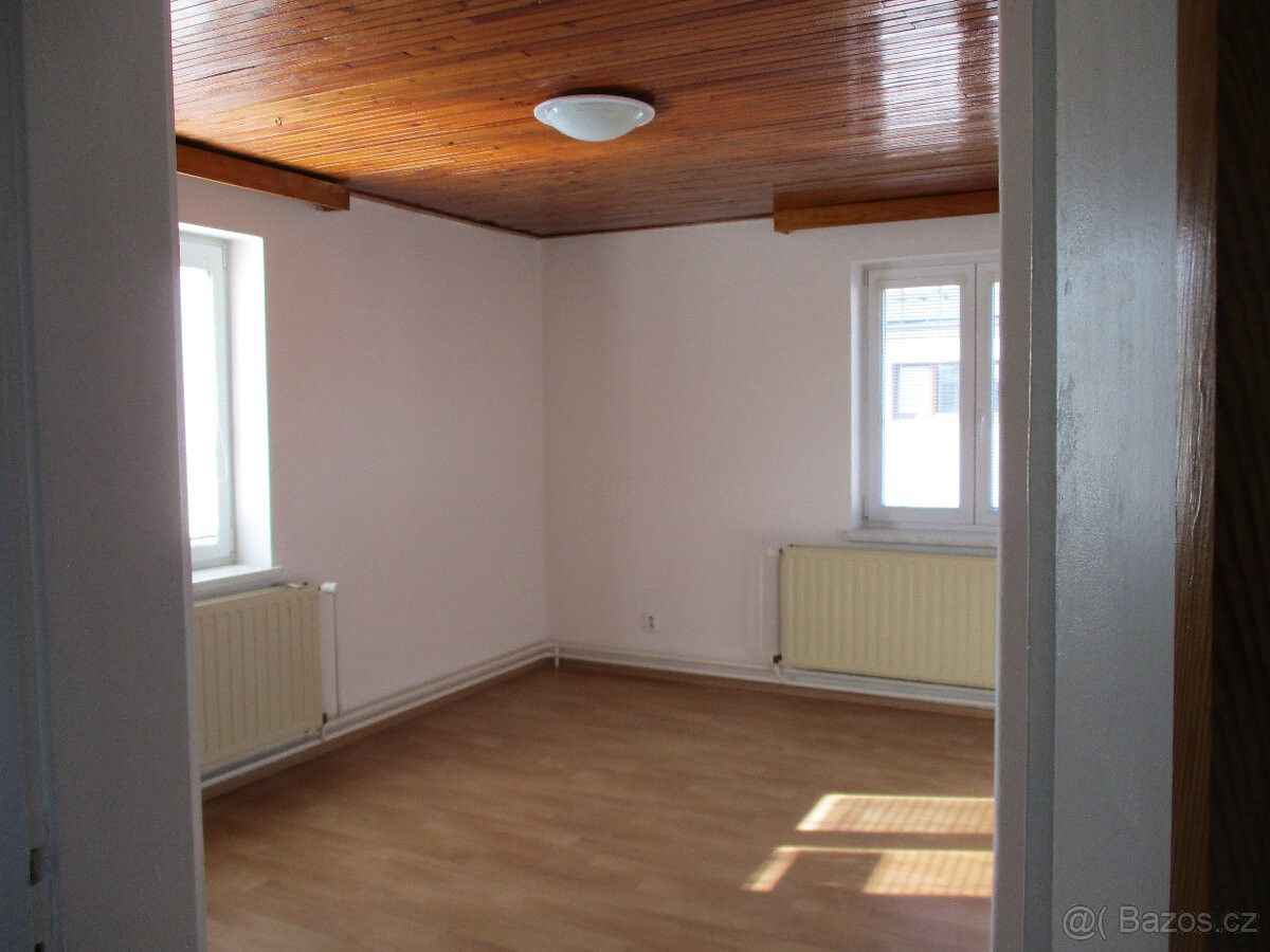 Pronájem byt - Opava, 747 05