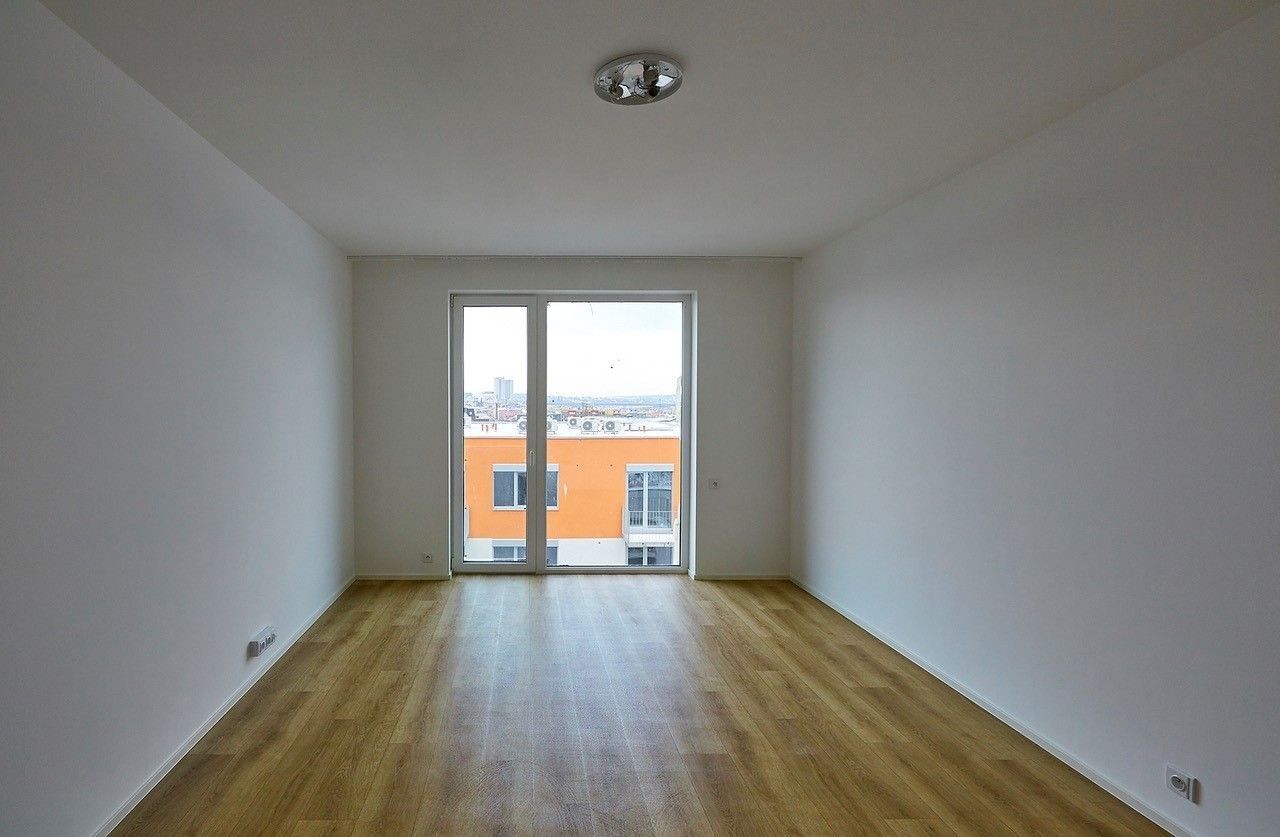 1+kk, Pod Soutratím, Praha - Vršovice, 30 m² - 2