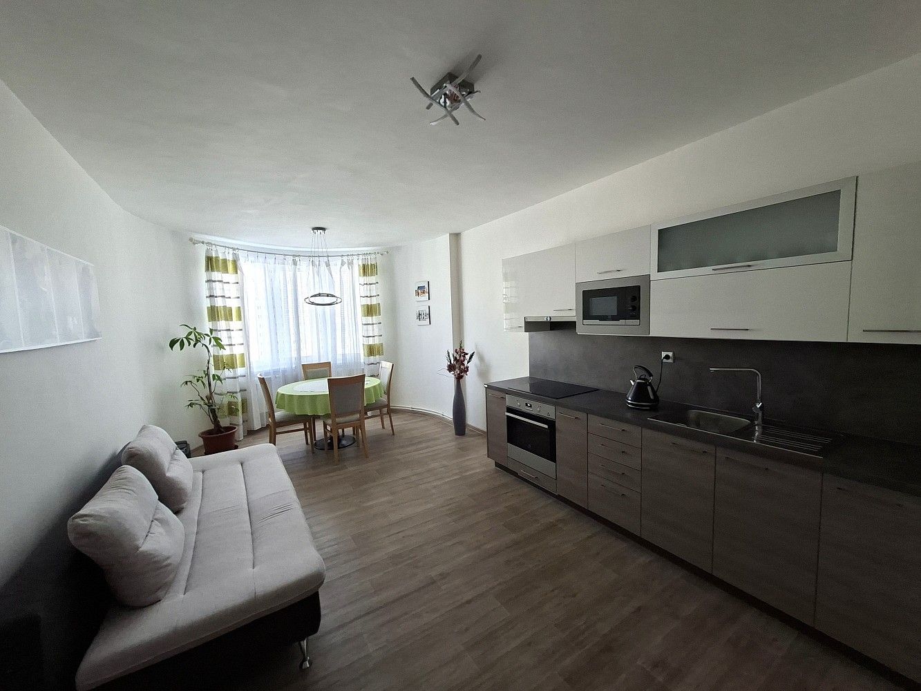 Byt 3+1, 107 m²
