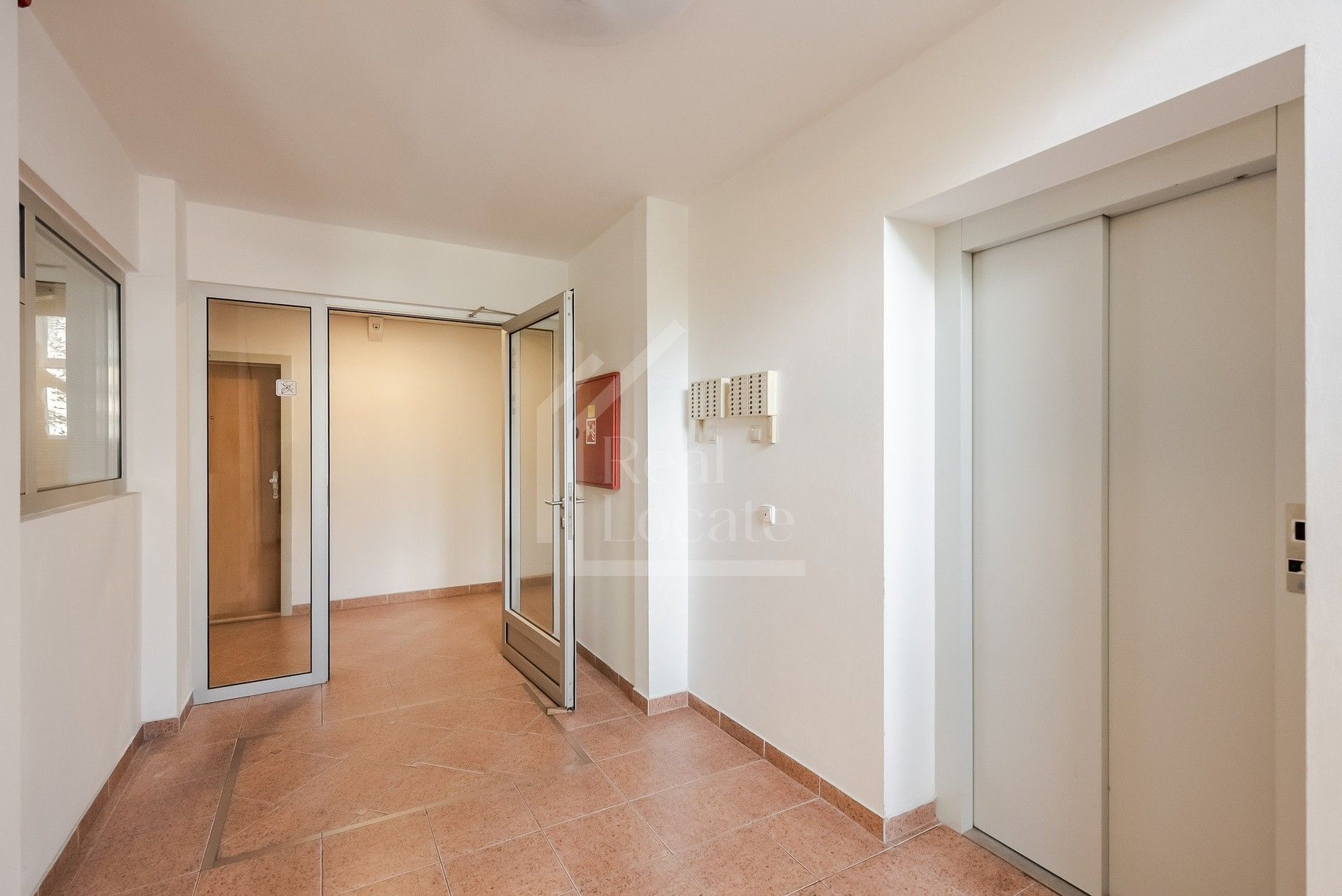 Byt 1+kk · 37 m² · Na vyhlídce, Praha Prosek - 3