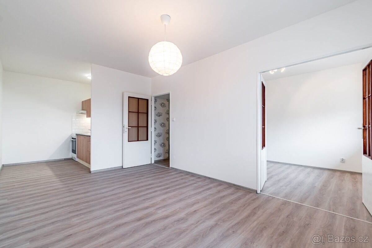 Pronájem byt - Kly, 277 41