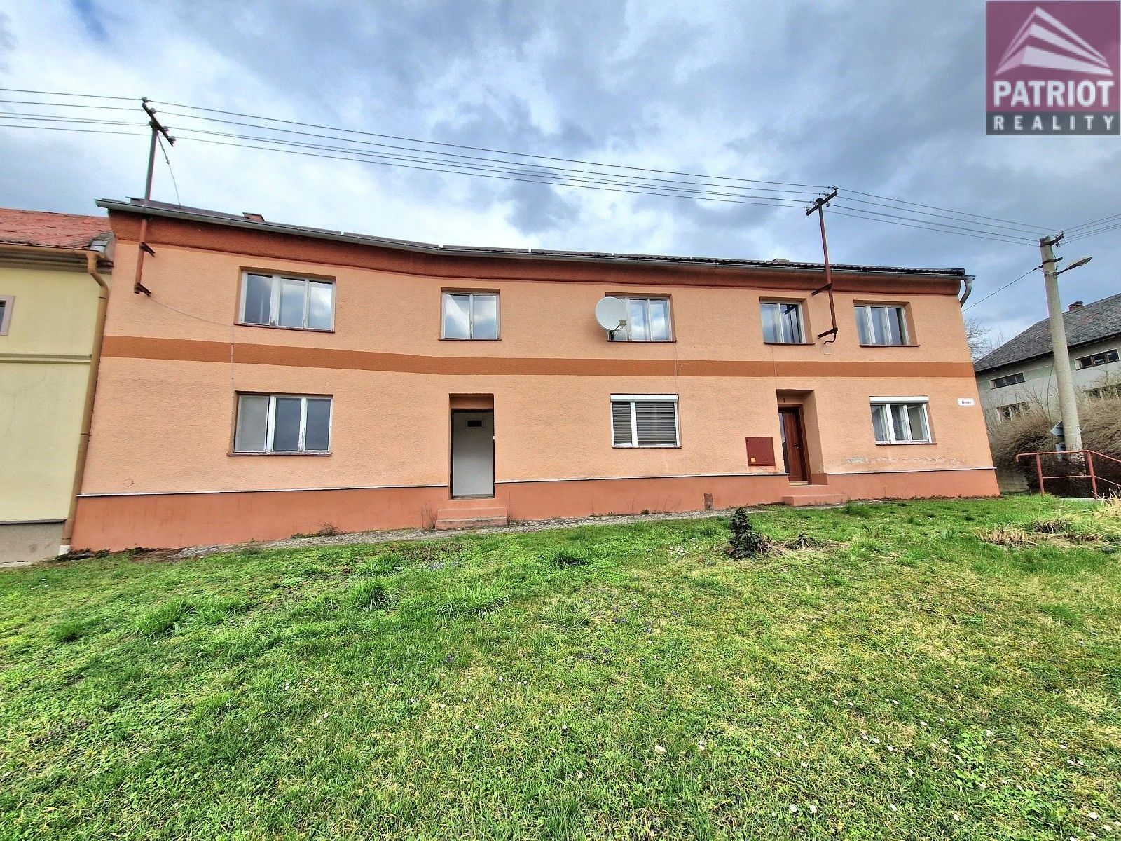 Prodej dům - Náves, Čechovice, Velký Týnec, 1 284 m²