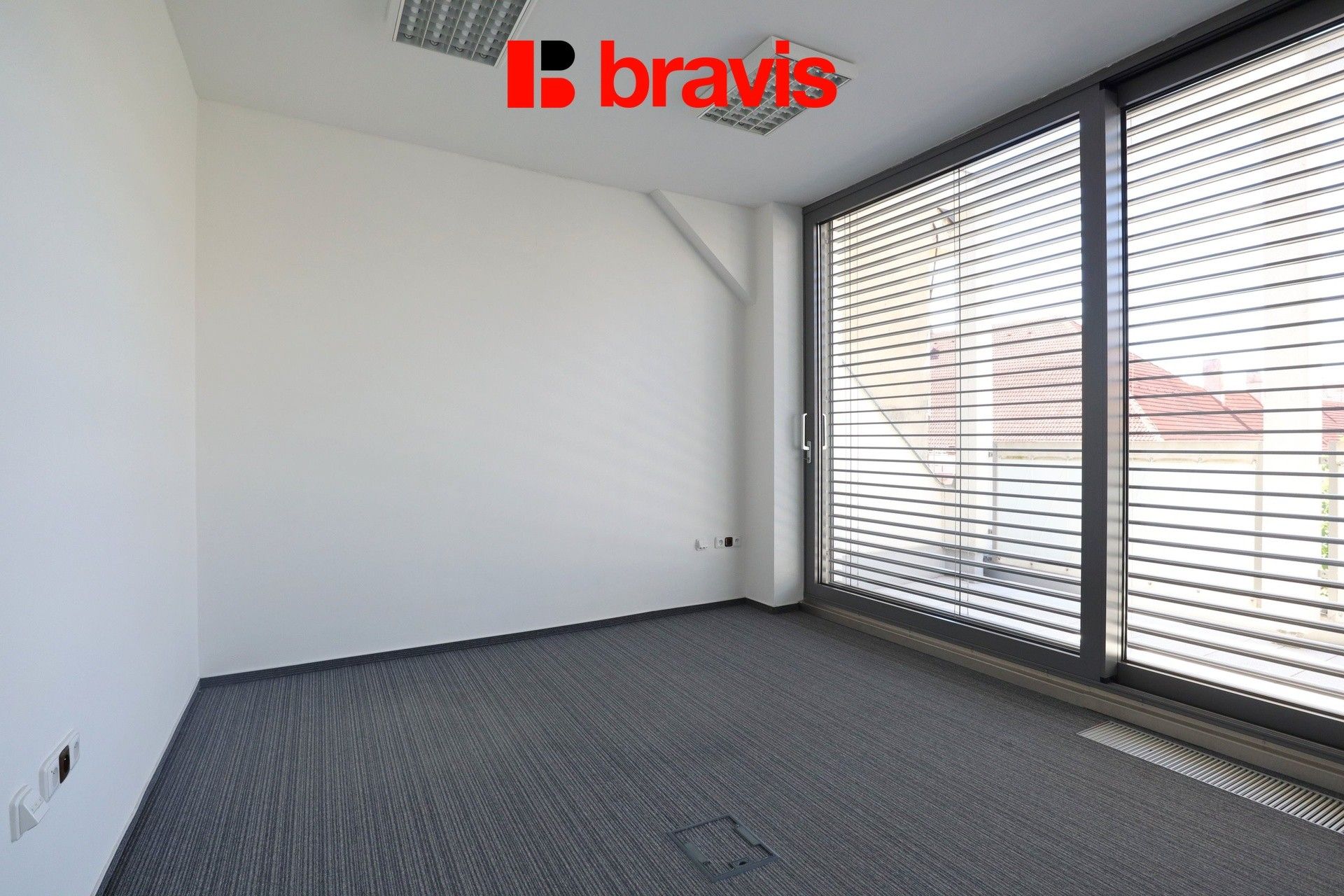 Kanceláře, Palackého náměstí 67, Slavkov u Brna, 15 m² - 1