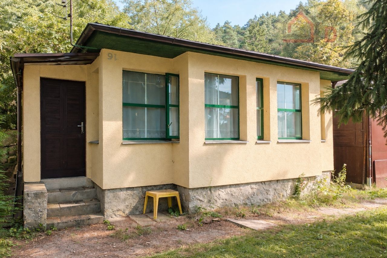 Chaty, Na Koupališti 91, Bělá pod Bezdězem, 34 m²