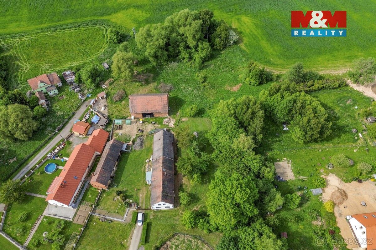 Prodej pozemek pro bydlení - Líšťany, 330 35