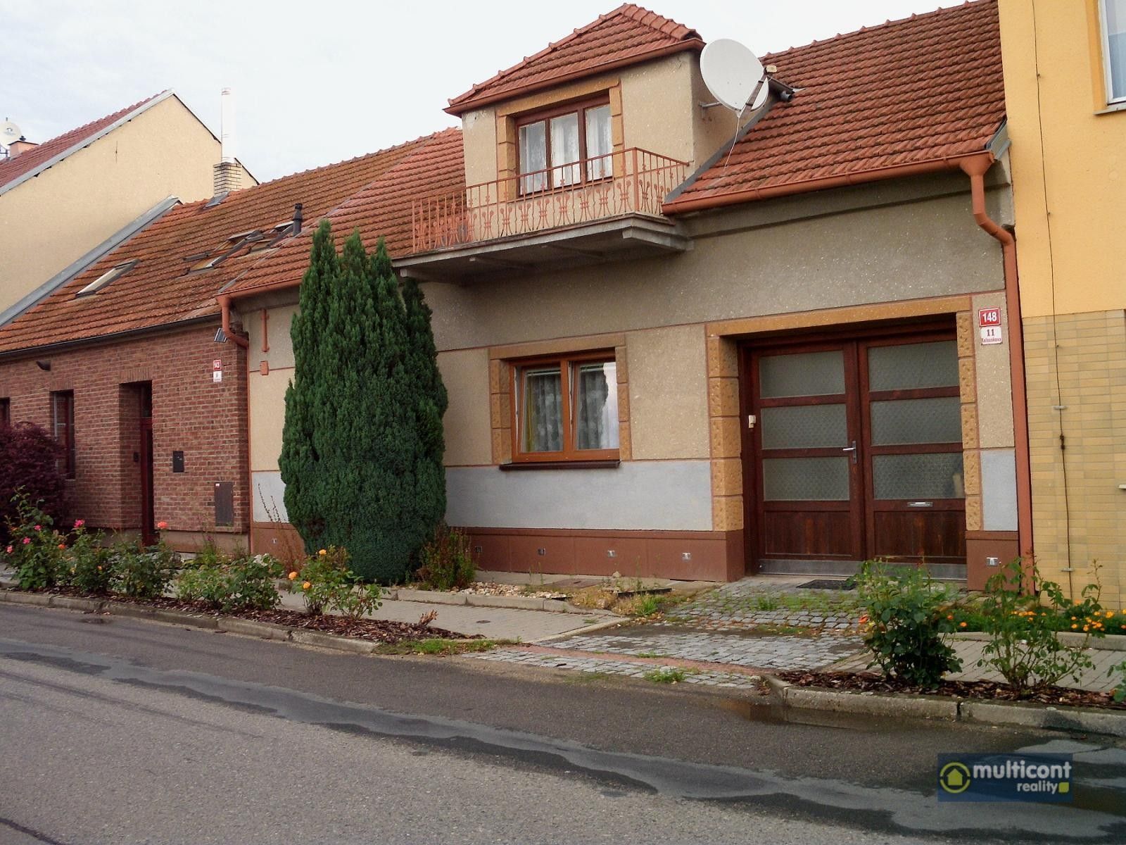 Rodinné domy, Kalouskova, Rousínov, 185 m²