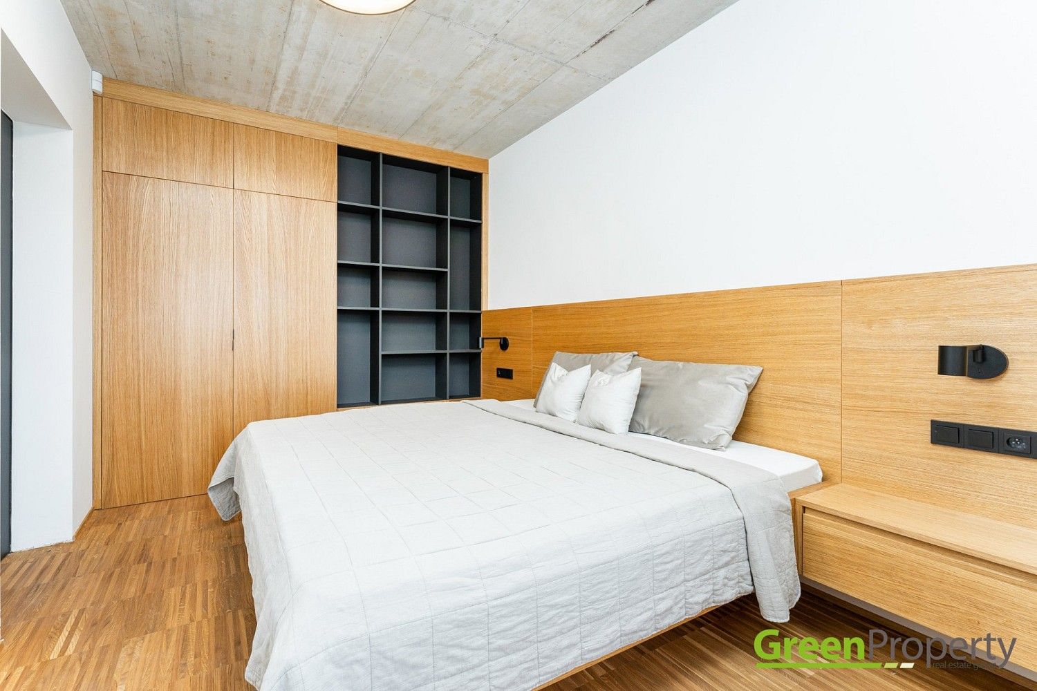 Prodej rodinný dům - Chocerady - Komorní Hrádek, okres Benešov, Středočeský kraj, 308 m² - 5