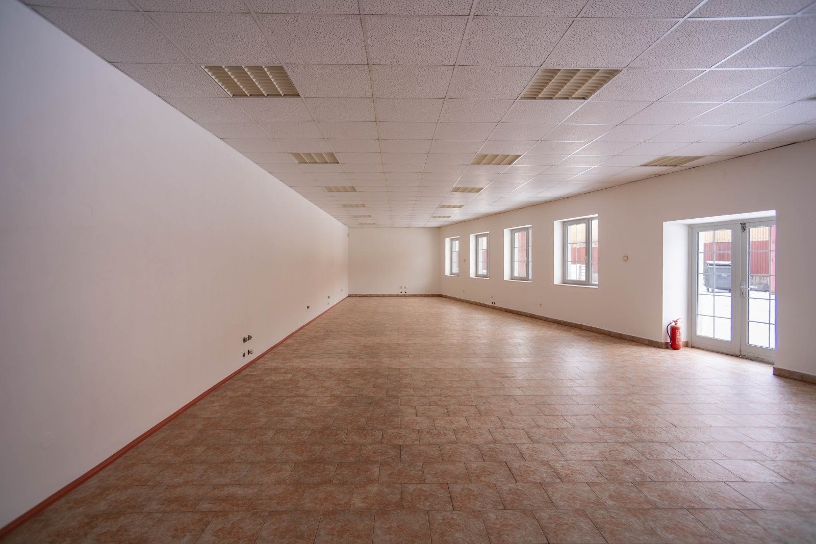 Obchodní prostory, K Úpě 89, Trutnov Dolní Staré Město, 106 m² - 1