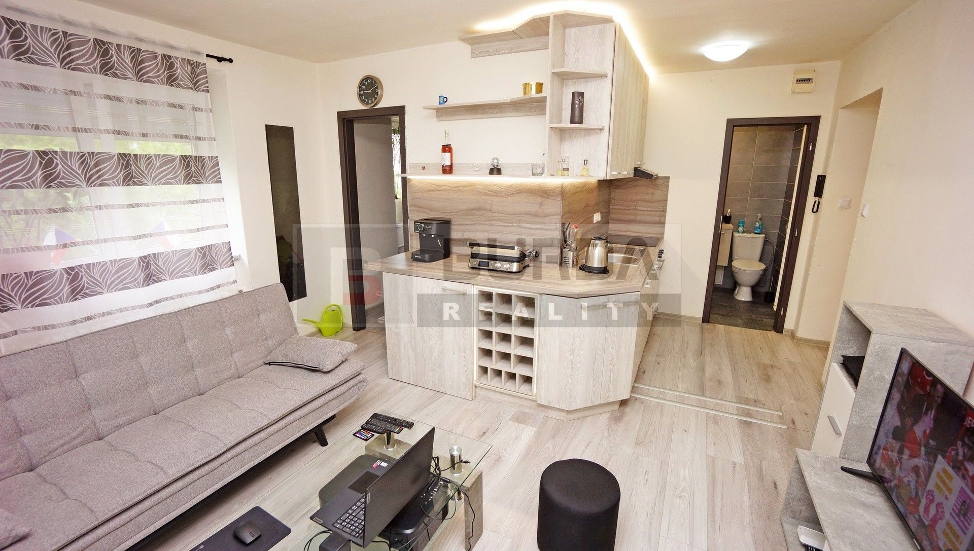 2+kk, Neratovice, 30 m²