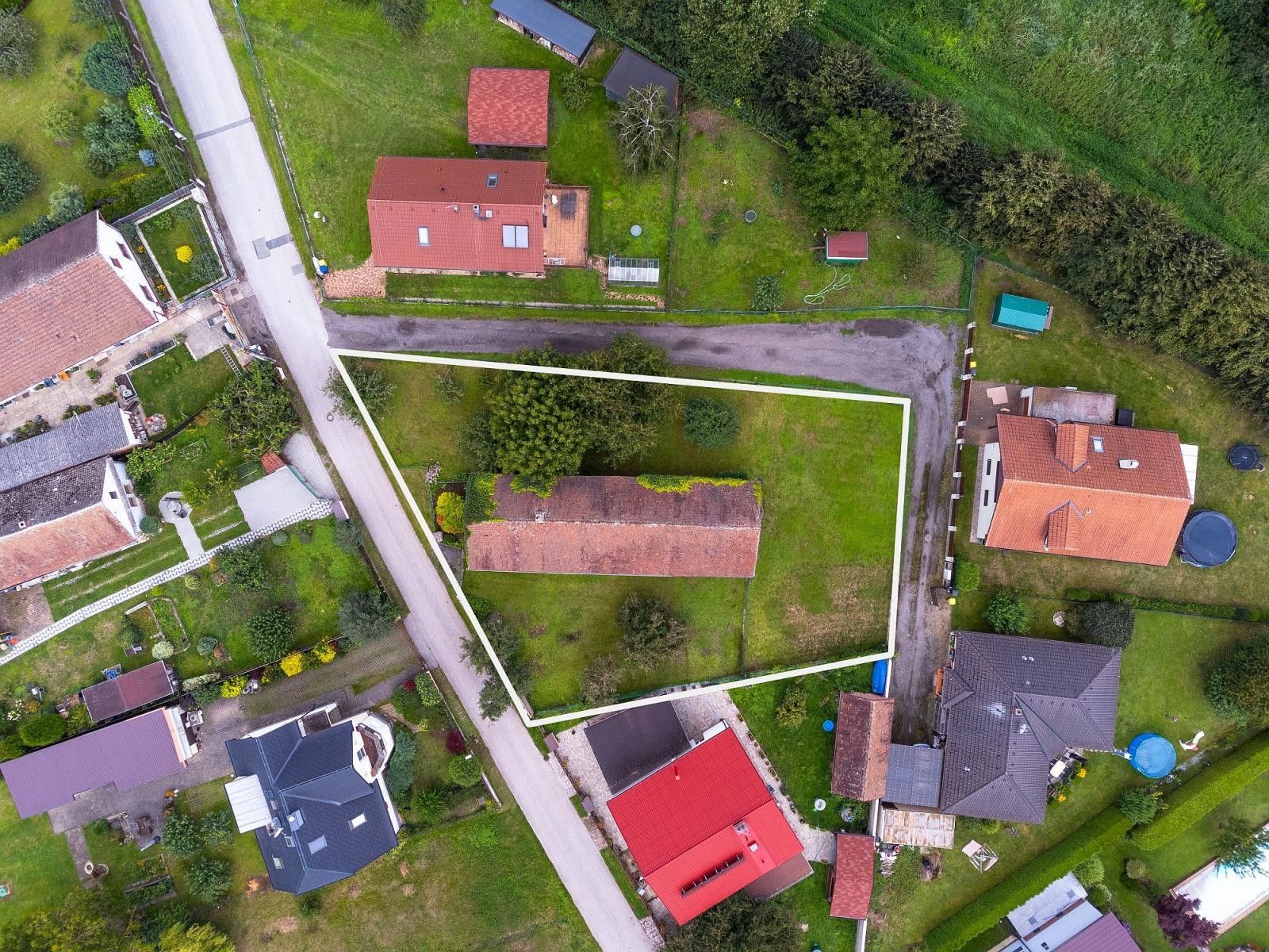 Prodej pozemek pro bydlení - Lochenice, 1 191 m²