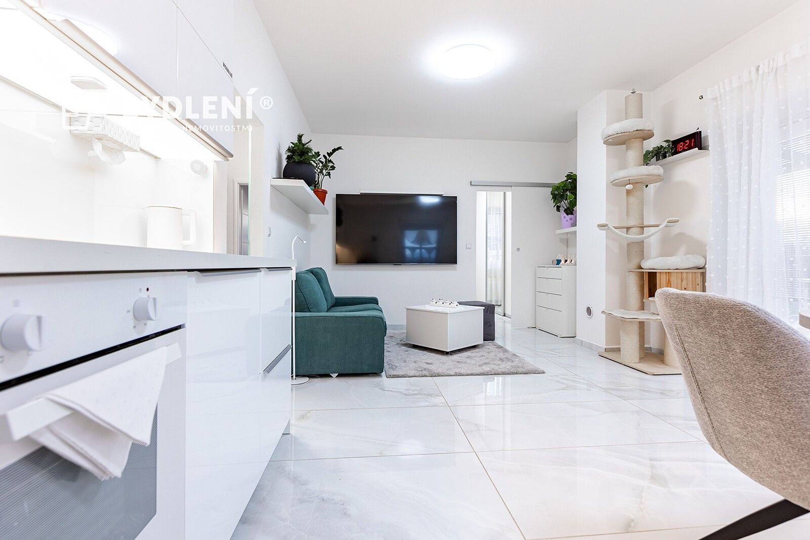 Prodej byt 3+kk - Oparno, Velemín, 89 m²