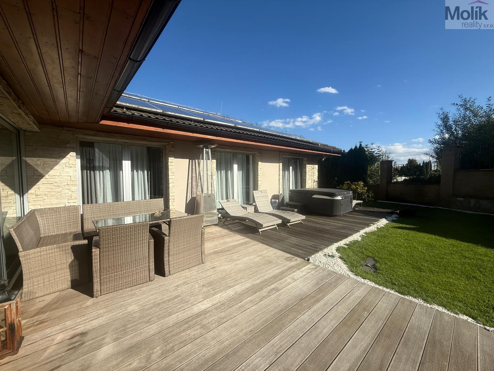Rodinný dům, 700 m²