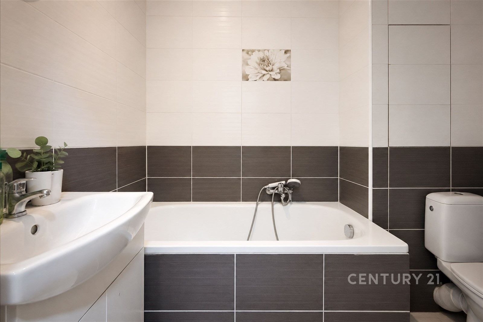 Byt 2+1 · 52 m² · tř. Budovatelů 2932, Most - 3