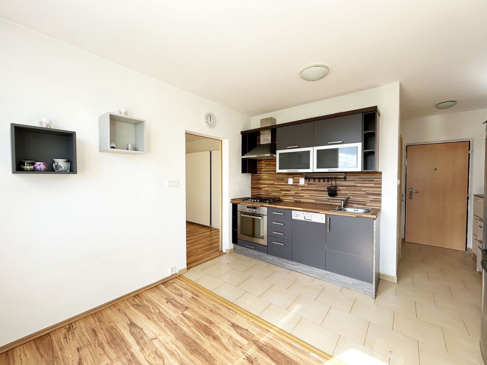 2+kk, Zvolská, Praha - Kamýk, 36 m² - 1