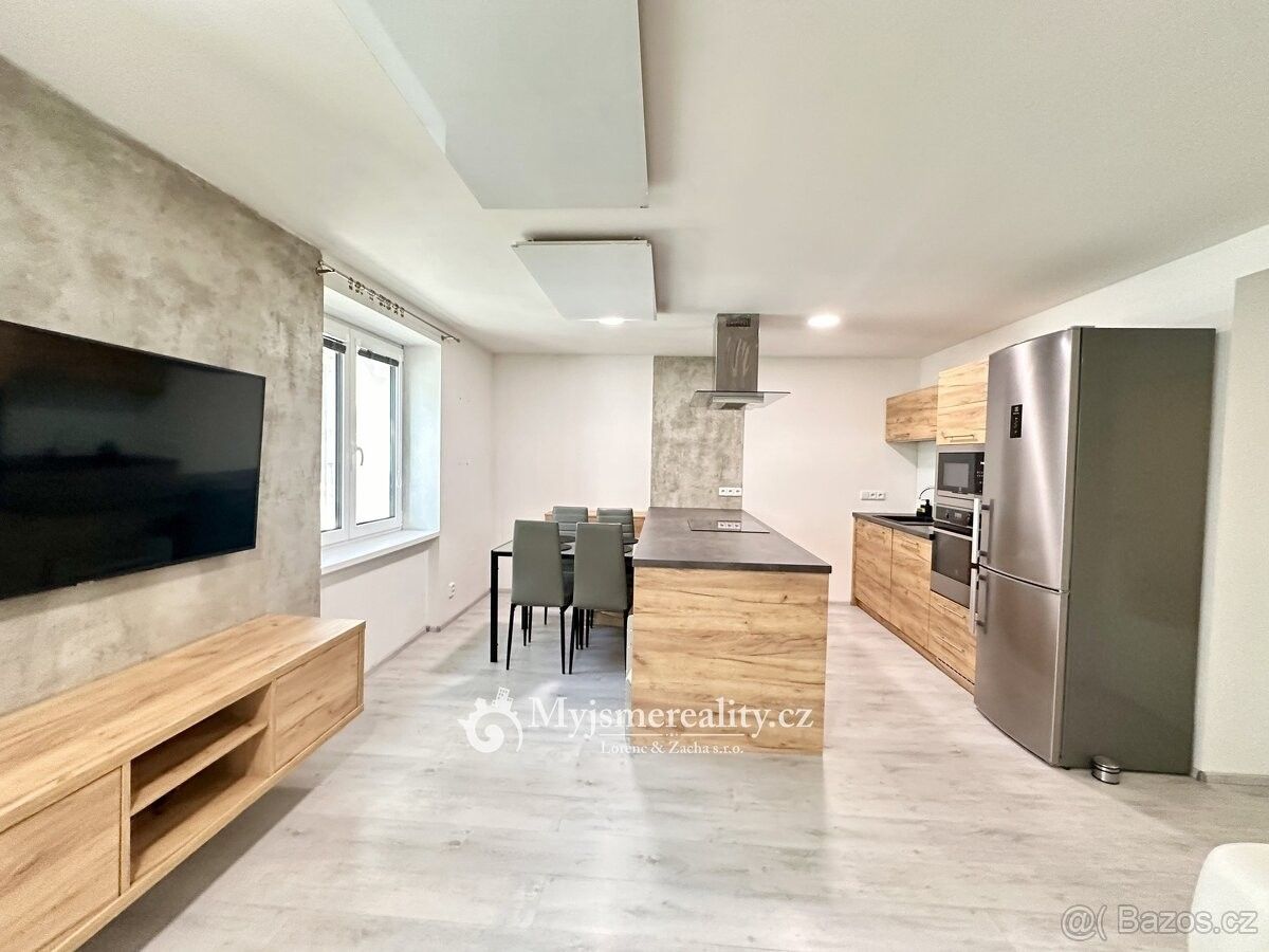 Byty, Znojmo, 669 02