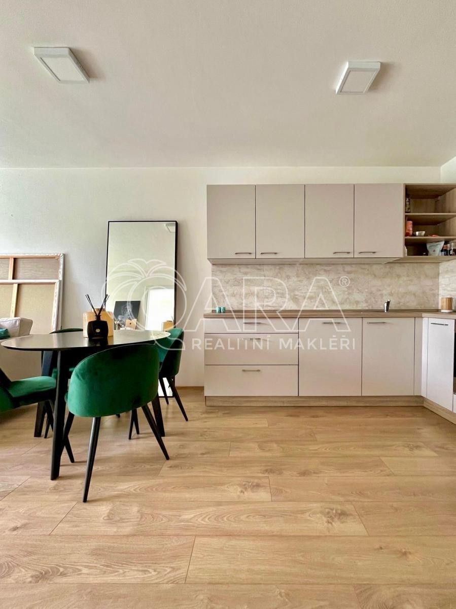 2+kk, Nová , České Budějovice 3, 73 m²