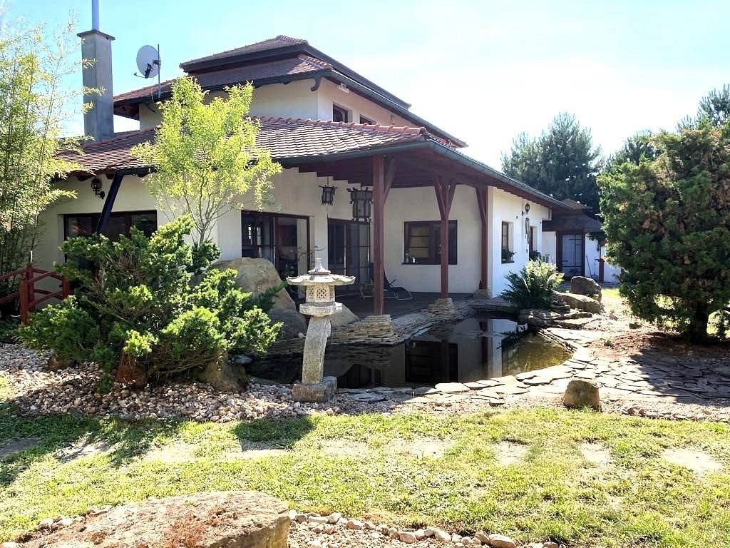 Chaty, Opolany - Kanín, Středočeský kraj