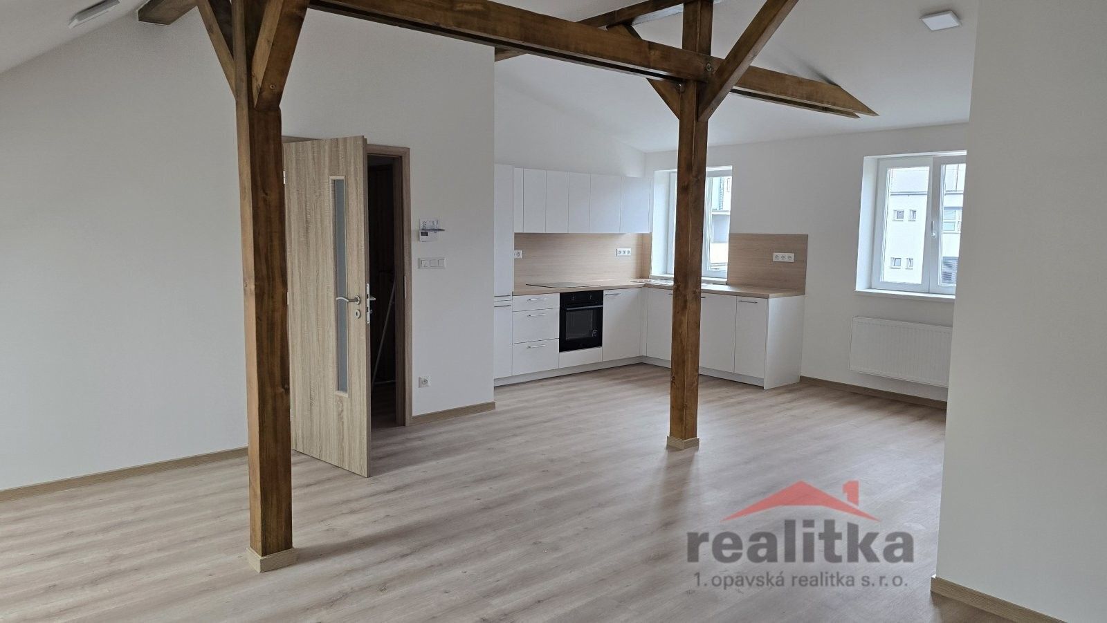 4+kk, Nákladní, Opava, 107 m² - 2