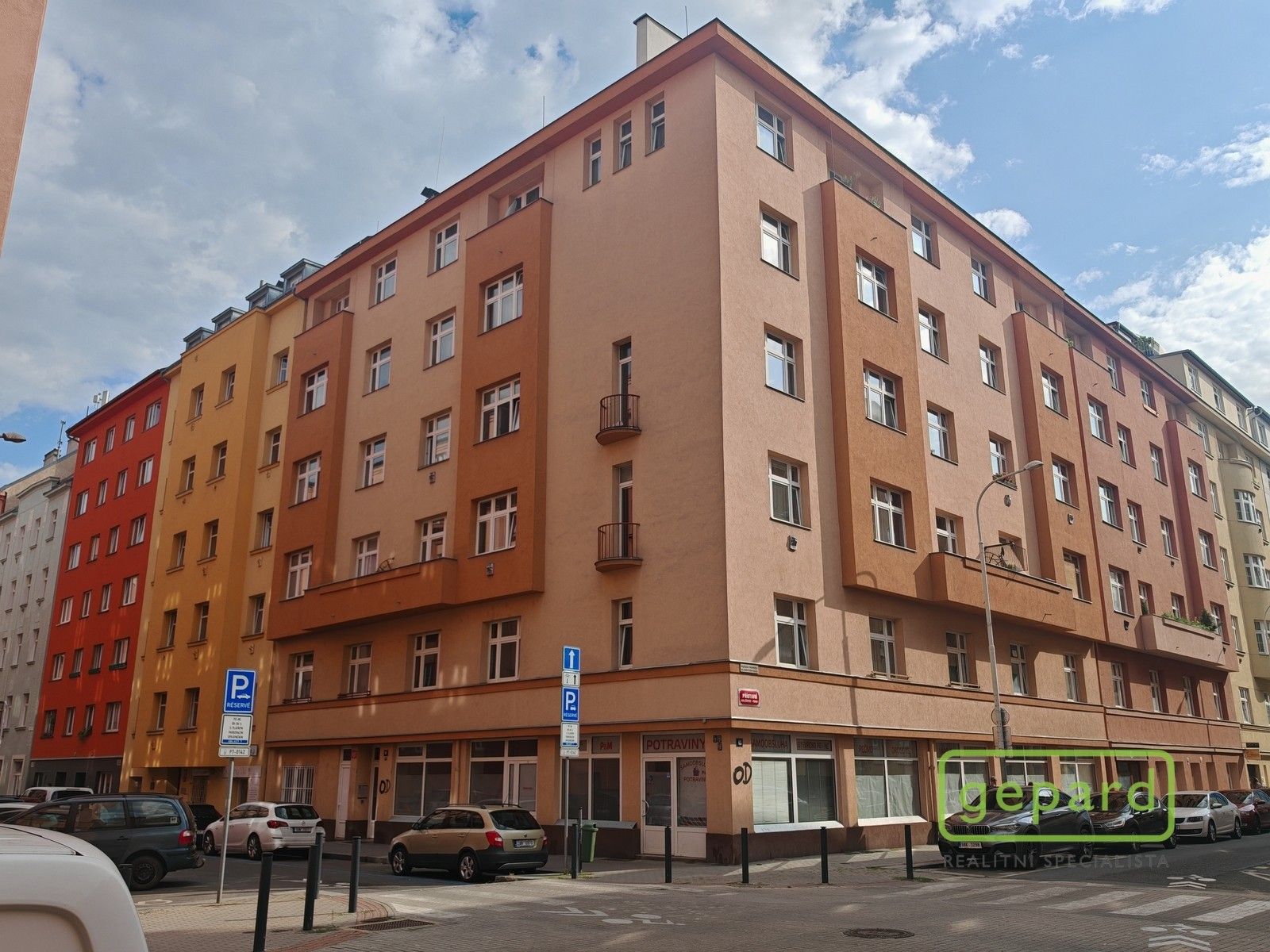 2+1, V háji, Praha, 49 m²