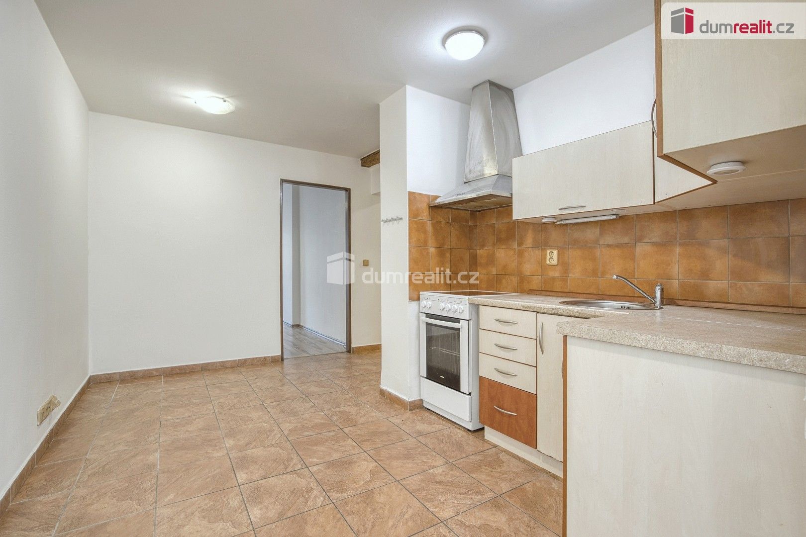 2+kk, Růžová, Neratovice, 55 m²